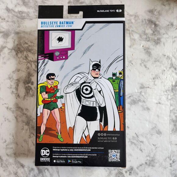 McFarlane Toys Bullseye Batman Detective Comics #24 Platinum Edition 7" Figure - Picture 2 of 3